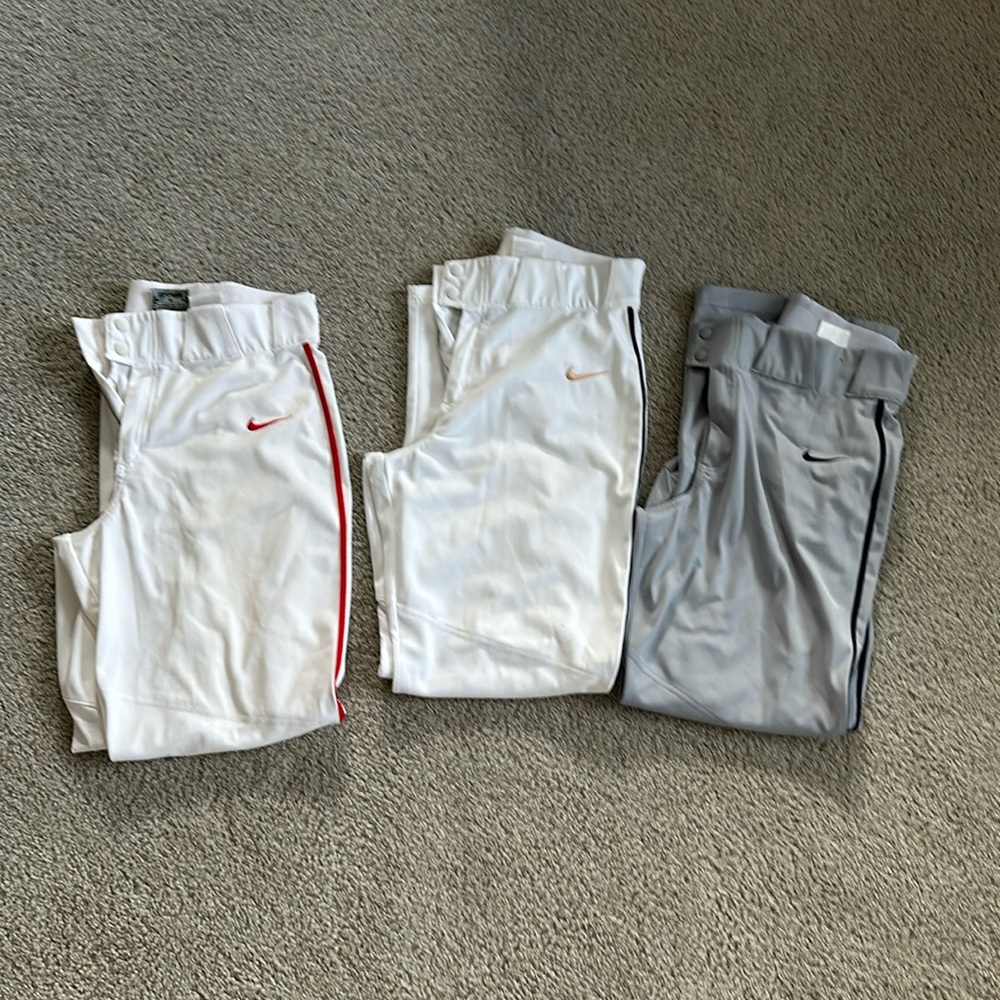 Nike men’s Medium Baseball pants